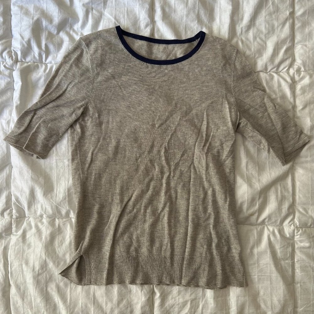 Grey Cashmere Short-Sleeve Sweater (Small)